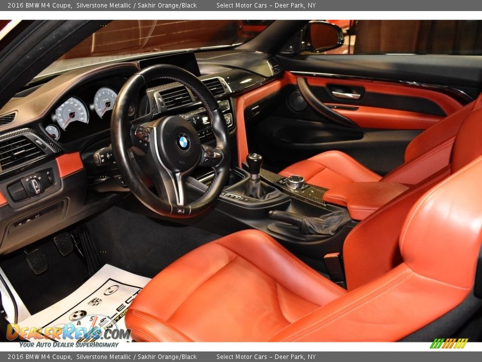 Front Seat of 2016 BMW M4 Coupe Photo #8