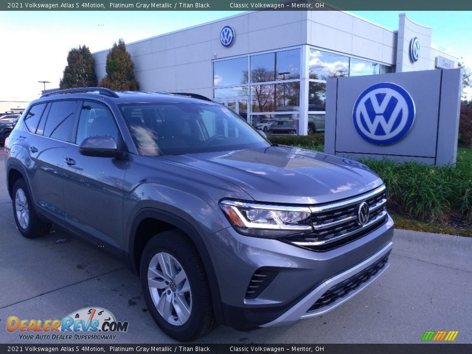 Front 3/4 View of 2021 Volkswagen Atlas S 4Motion Photo #1