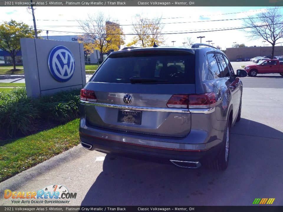 2021 Volkswagen Atlas S 4Motion Platinum Gray Metallic / Titan Black Photo #2