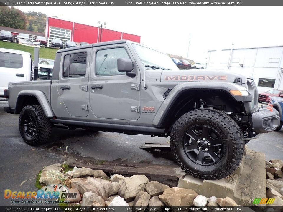 Sting-Gray 2021 Jeep Gladiator Mojave 4x4 Photo #10