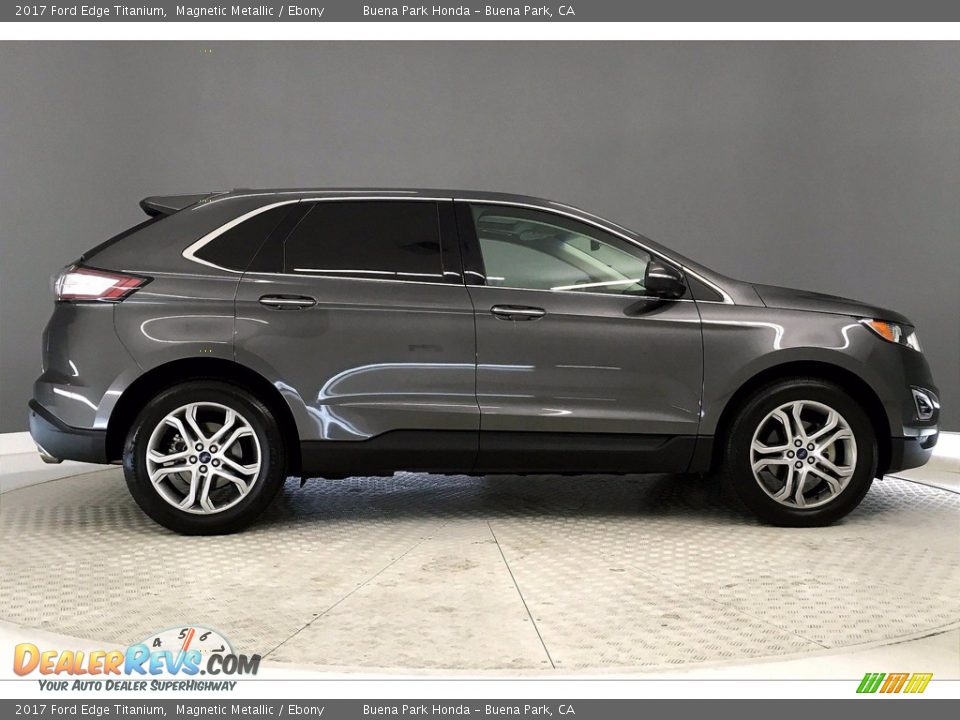 Magnetic Metallic 2017 Ford Edge Titanium Photo #14