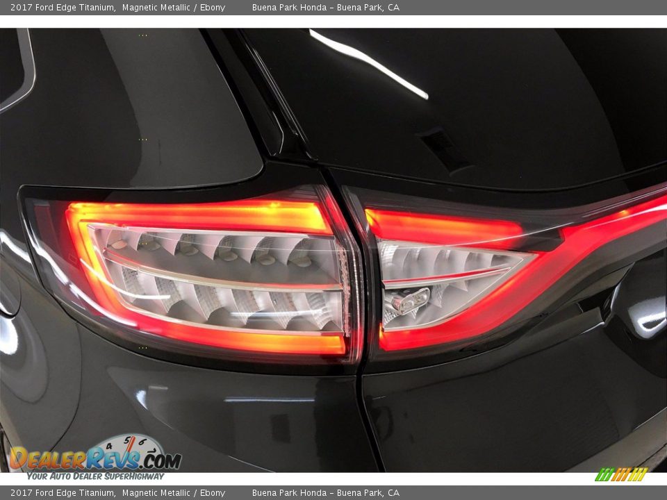 2017 Ford Edge Titanium Magnetic Metallic / Ebony Photo #28