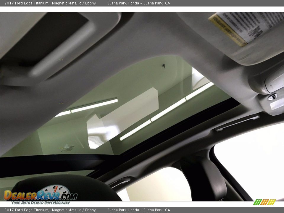 Sunroof of 2017 Ford Edge Titanium Photo #29