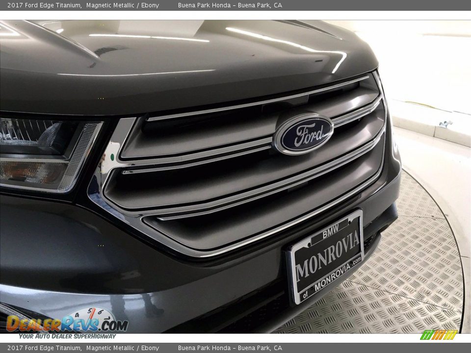 2017 Ford Edge Titanium Magnetic Metallic / Ebony Photo #30