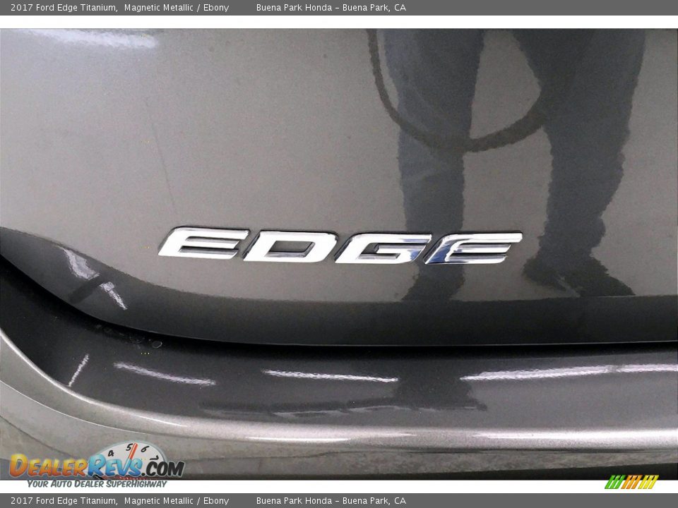2017 Ford Edge Titanium Logo Photo #31