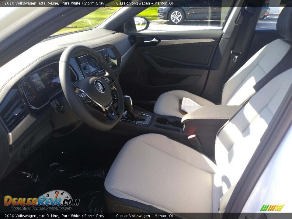 Front Seat of 2020 Volkswagen Jetta R-Line Photo #4