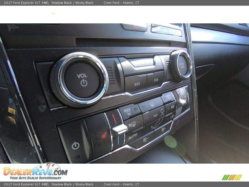 2017 Ford Explorer XLT 4WD Shadow Black / Ebony Black Photo #16