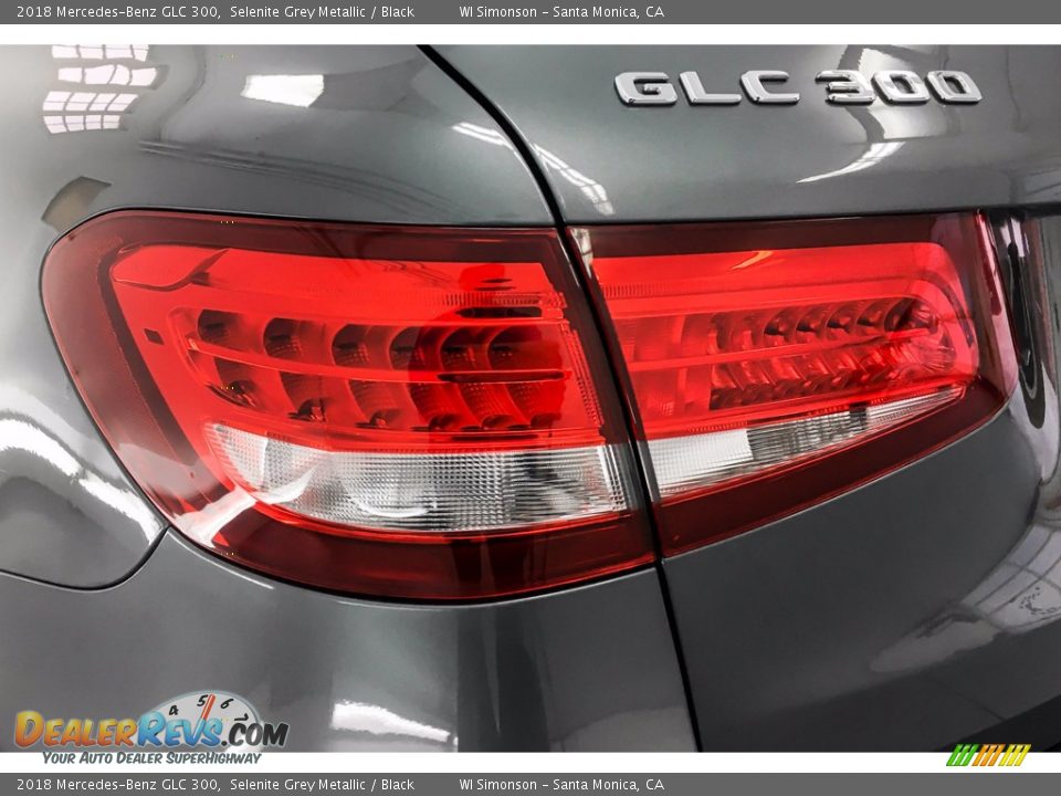 2018 Mercedes-Benz GLC 300 Selenite Grey Metallic / Black Photo #27
