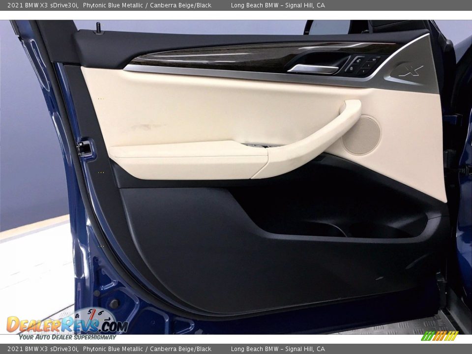Door Panel of 2021 BMW X3 sDrive30i Photo #13