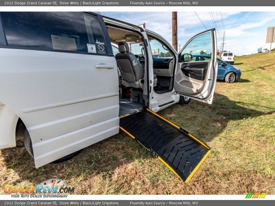 2012 Dodge Grand Caravan SE Stone White / Black/Light Graystone Photo #23