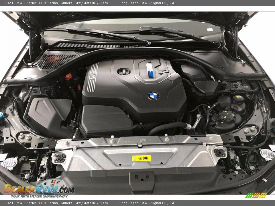 2021 BMW 3 Series 330e Sedan 2.0 Liter e TwinPower Turbocharged DOHC 16-Valve VVT 4 Cylinder Gasoline/Electric Hybrid Engine Photo #10