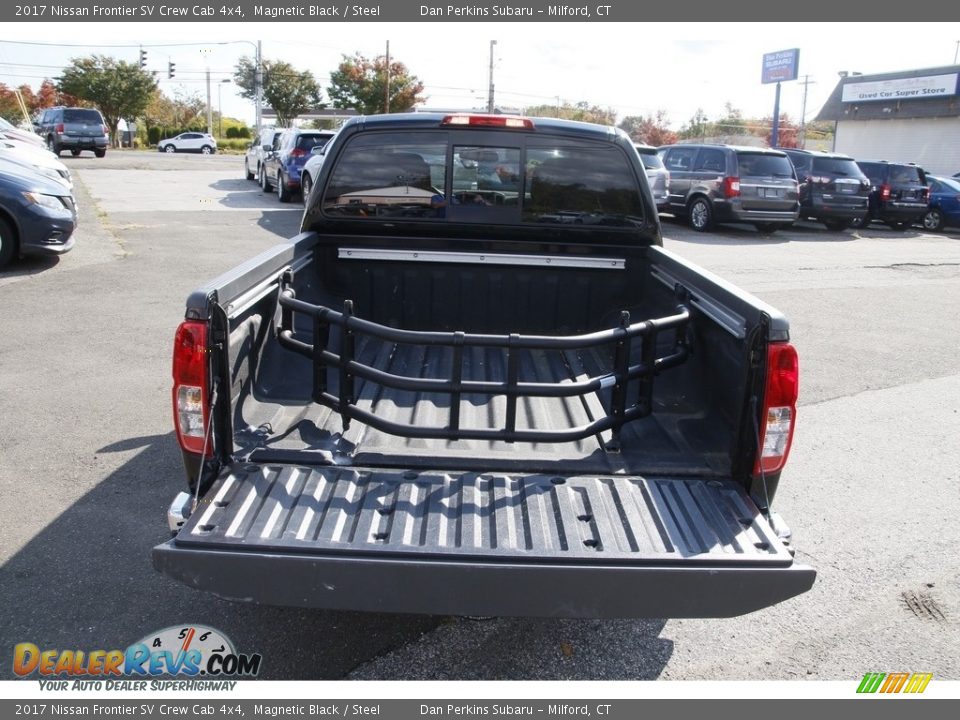 2017 Nissan Frontier SV Crew Cab 4x4 Magnetic Black / Steel Photo #13