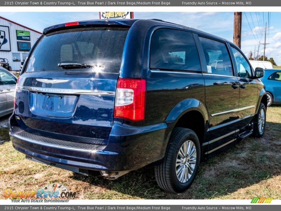 2015 Chrysler Town & Country Touring-L True Blue Pearl / Dark Frost Beige/Medium Frost Beige Photo #4