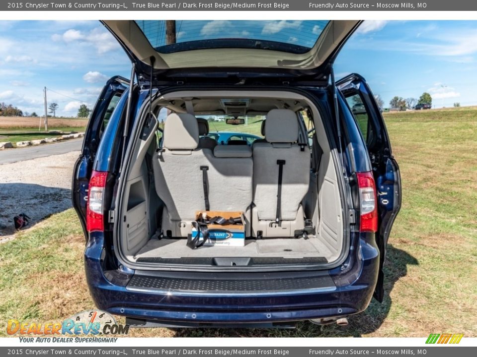 2015 Chrysler Town & Country Touring-L True Blue Pearl / Dark Frost Beige/Medium Frost Beige Photo #23