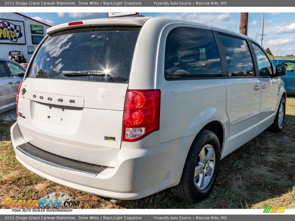 2011 Dodge Grand Caravan Mainstreet Stone White / Black/Light Graystone Photo #4