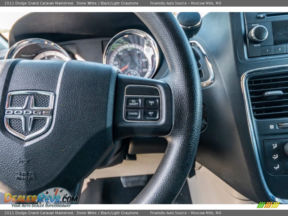 2011 Dodge Grand Caravan Mainstreet Stone White / Black/Light Graystone Photo #33