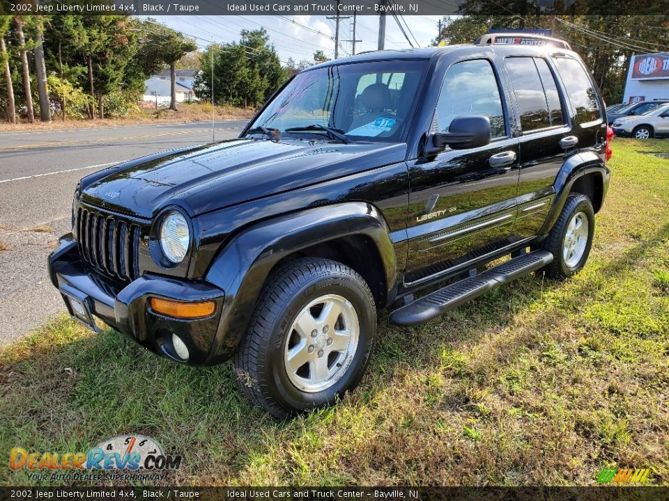 2002 Jeep Liberty Limited 4x4 Black / Taupe Photo #1