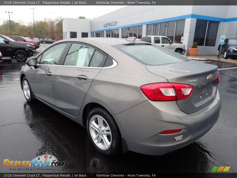 2018 Chevrolet Cruze LT Pepperdust Metallic / Jet Black Photo #4