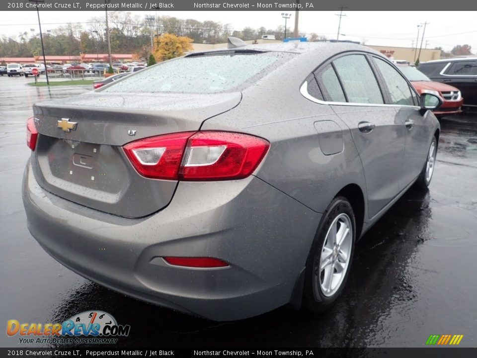 2018 Chevrolet Cruze LT Pepperdust Metallic / Jet Black Photo #8