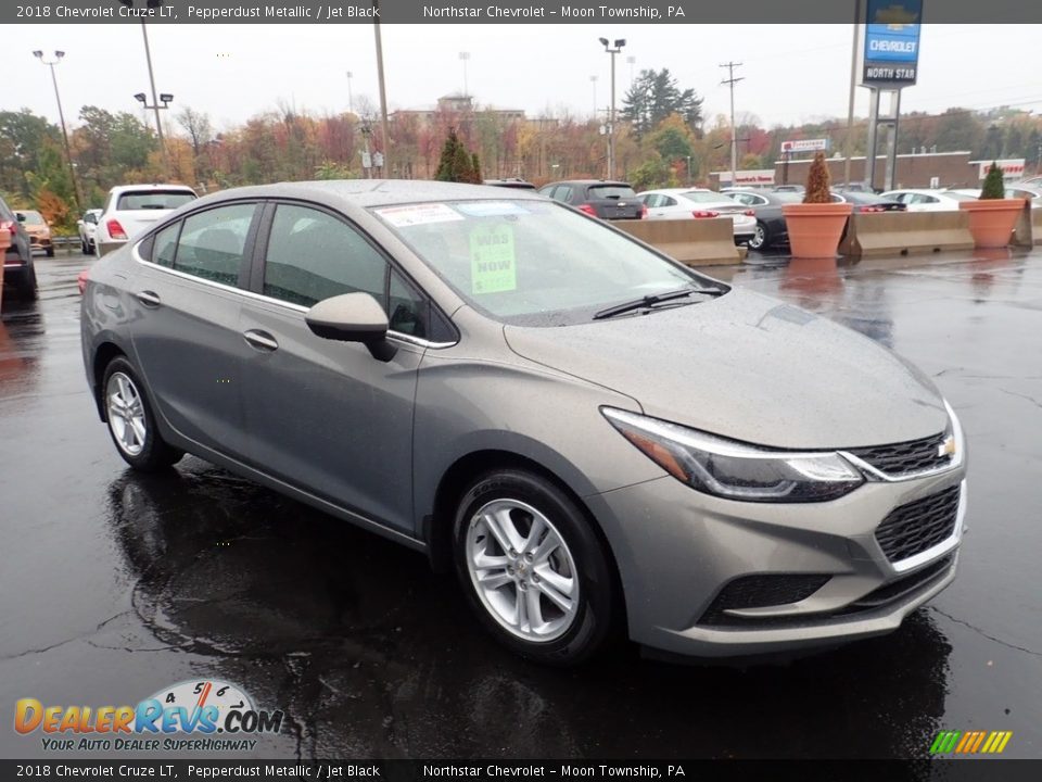 2018 Chevrolet Cruze LT Pepperdust Metallic / Jet Black Photo #11