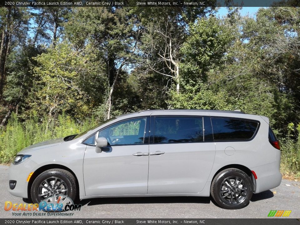 2020 Chrysler Pacifica Launch Edition AWD Ceramic Grey / Black Photo #1