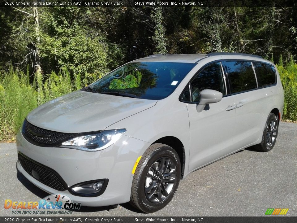 2020 Chrysler Pacifica Launch Edition AWD Ceramic Grey / Black Photo #2