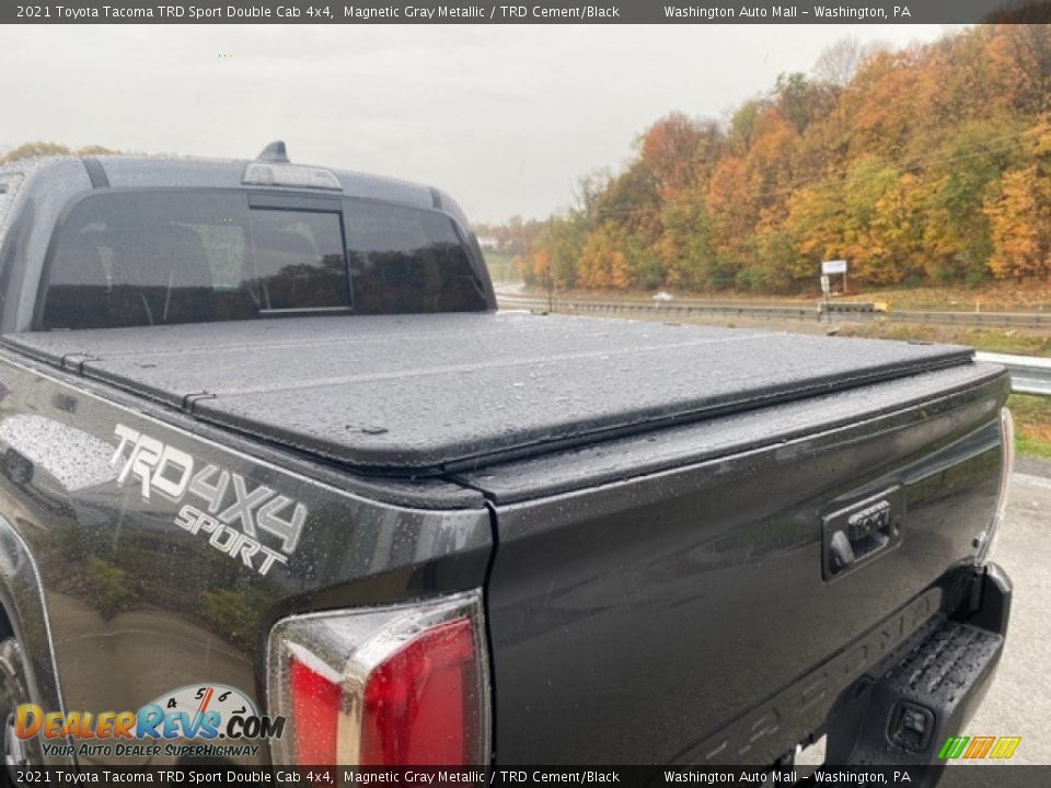 2021 Toyota Tacoma TRD Sport Double Cab 4x4 Magnetic Gray Metallic / TRD Cement/Black Photo #17