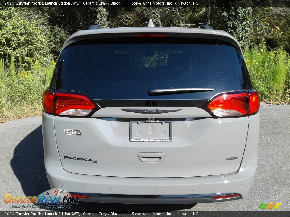 2020 Chrysler Pacifica Launch Edition AWD Ceramic Grey / Black Photo #7