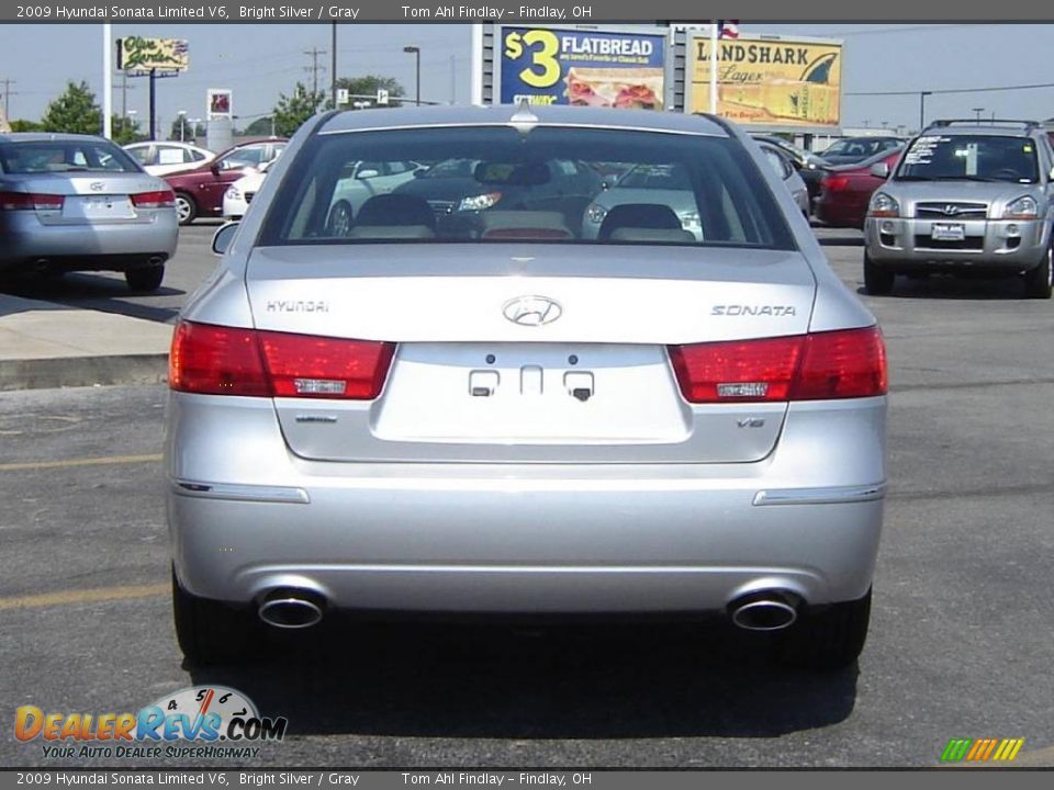 2009 Hyundai Sonata Limited V6 Bright Silver / Gray Photo #4
