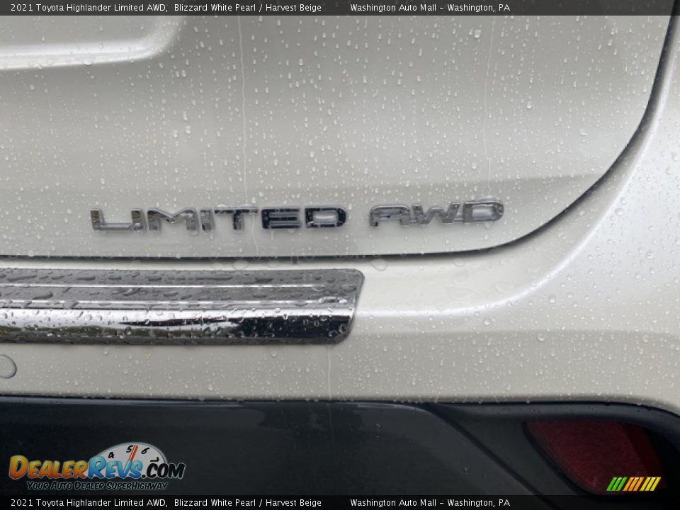 2021 Toyota Highlander Limited AWD Blizzard White Pearl / Harvest Beige Photo #34