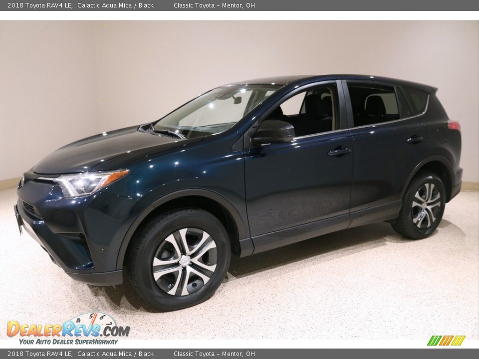 2018 Toyota RAV4 LE Galactic Aqua Mica / Black Photo #3