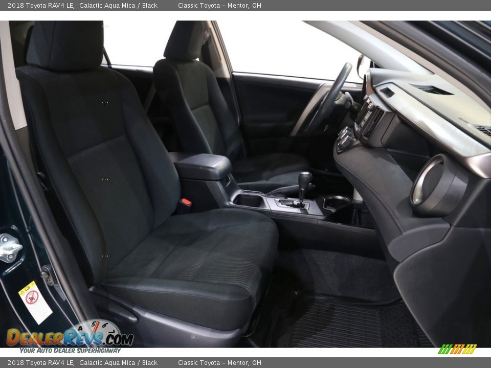 2018 Toyota RAV4 LE Galactic Aqua Mica / Black Photo #14