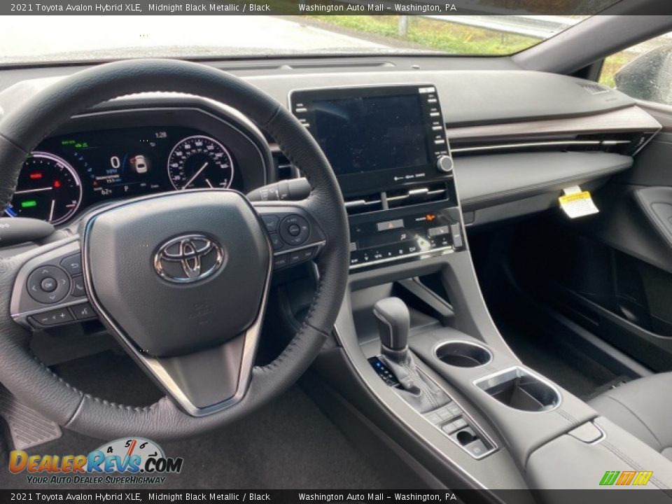 Dashboard of 2021 Toyota Avalon Hybrid XLE Photo #3