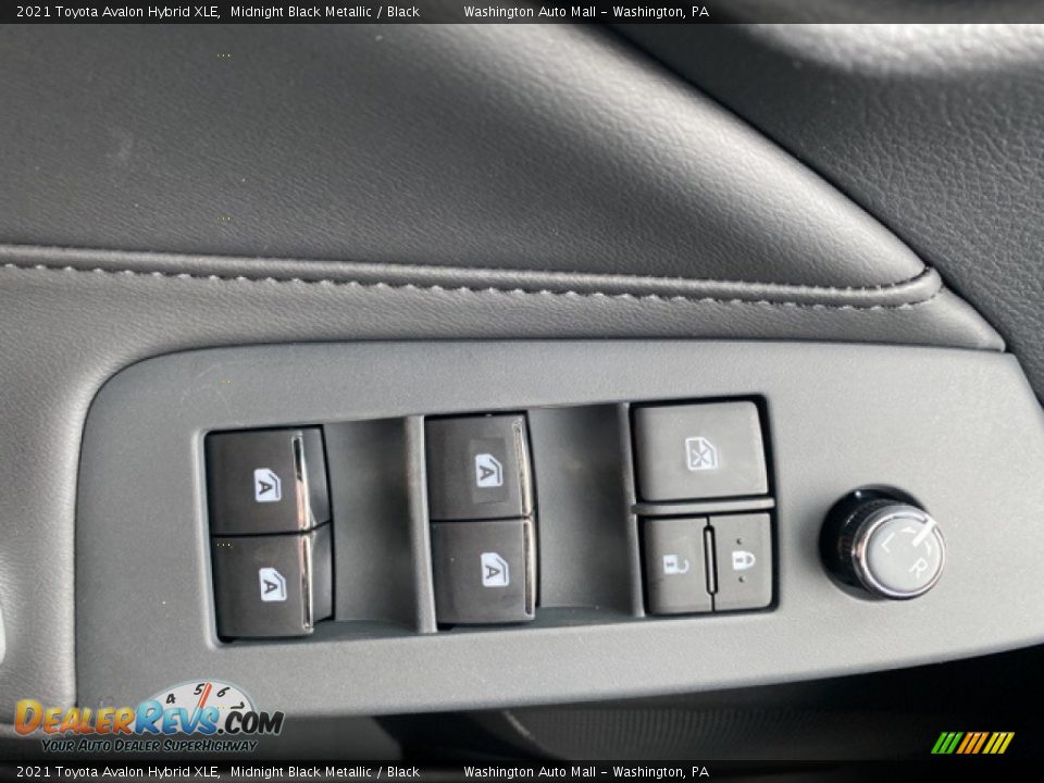 2021 Toyota Avalon Hybrid XLE Midnight Black Metallic / Black Photo #23