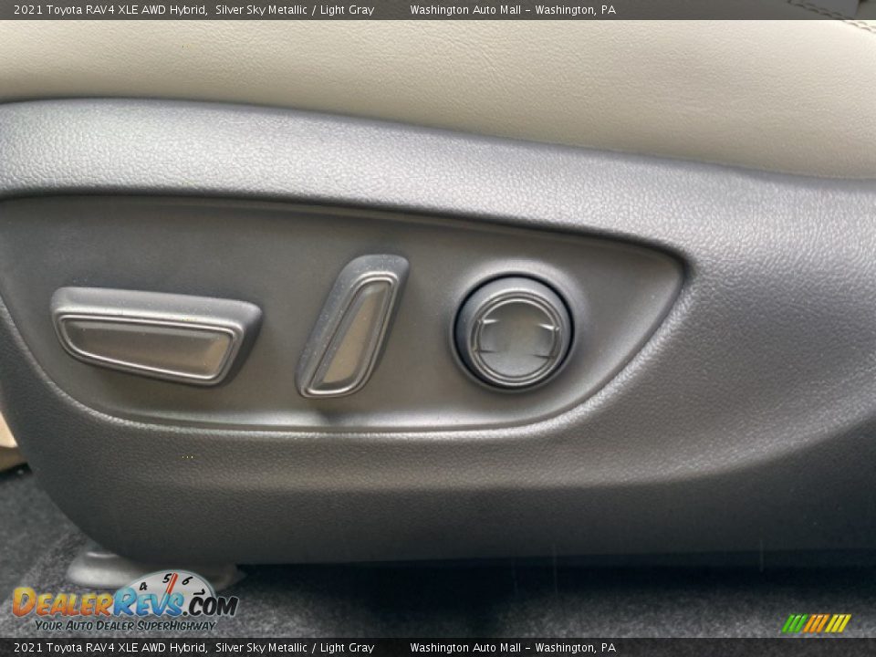 2021 Toyota RAV4 XLE AWD Hybrid Silver Sky Metallic / Light Gray Photo #19