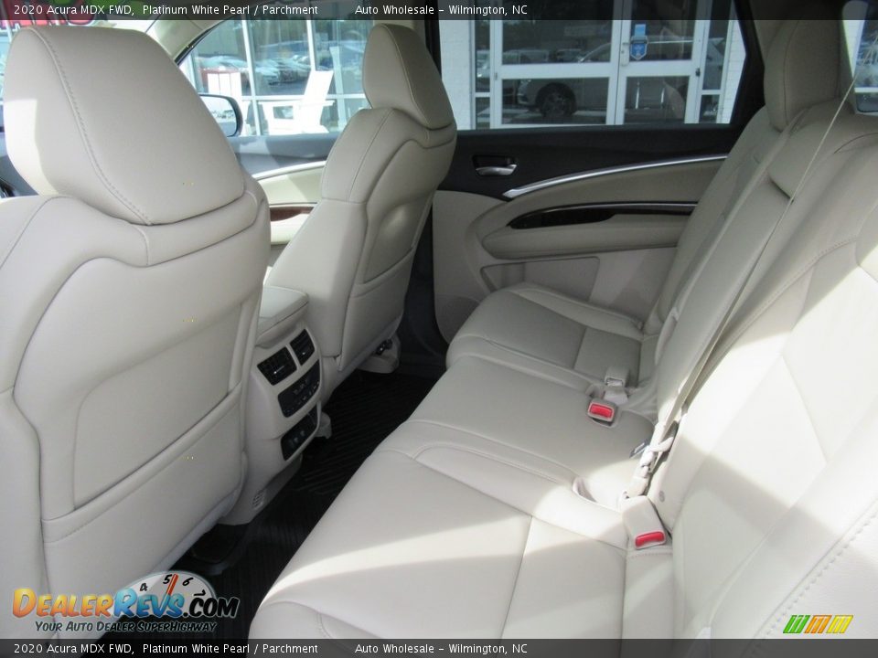 2020 Acura MDX FWD Platinum White Pearl / Parchment Photo #12