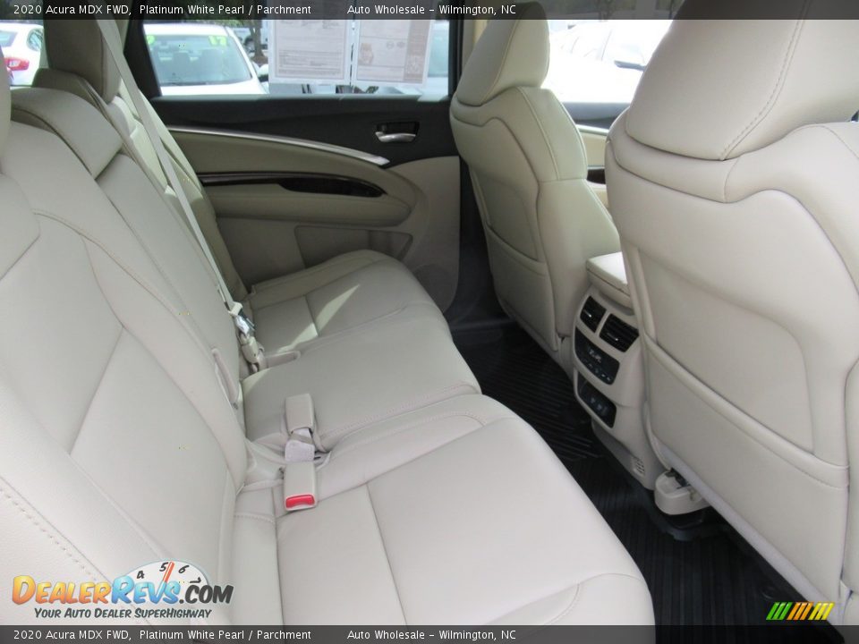2020 Acura MDX FWD Platinum White Pearl / Parchment Photo #15