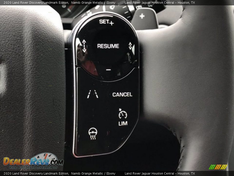 2020 Land Rover Discovery Landmark Edition Steering Wheel Photo #18
