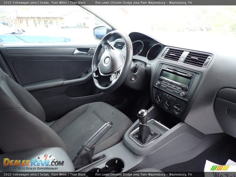 Dashboard of 2015 Volkswagen Jetta S Sedan Photo #8