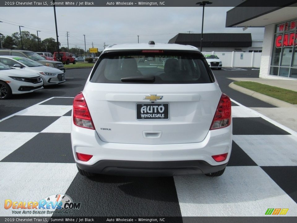 2019 Chevrolet Trax LS Summit White / Jet Black Photo #4