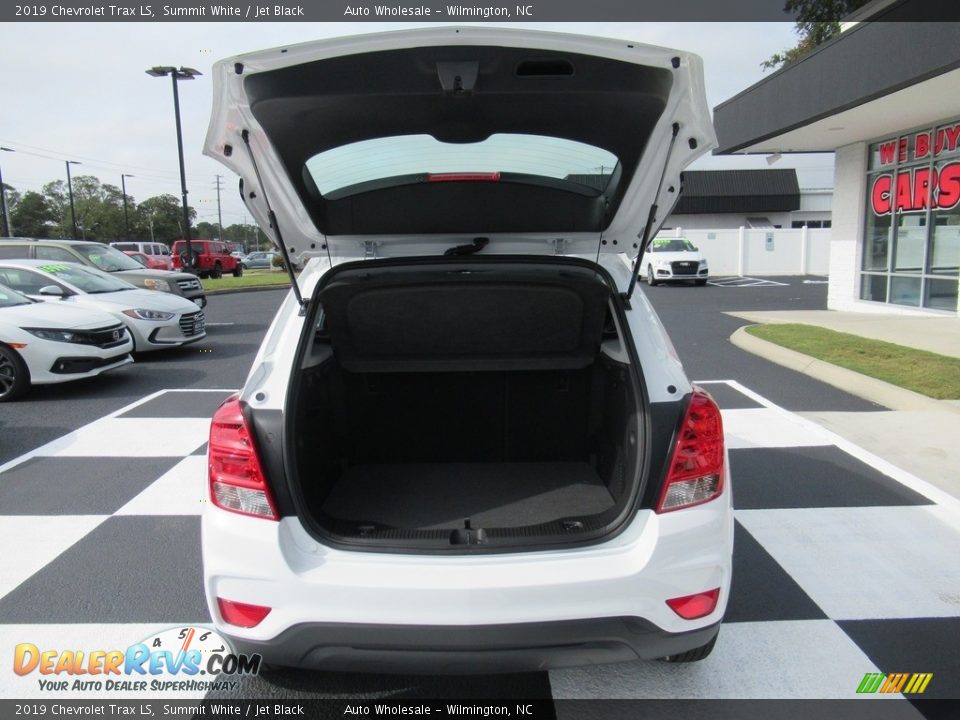 2019 Chevrolet Trax LS Summit White / Jet Black Photo #5