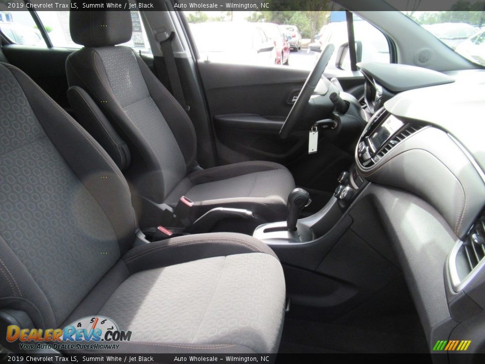 2019 Chevrolet Trax LS Summit White / Jet Black Photo #13