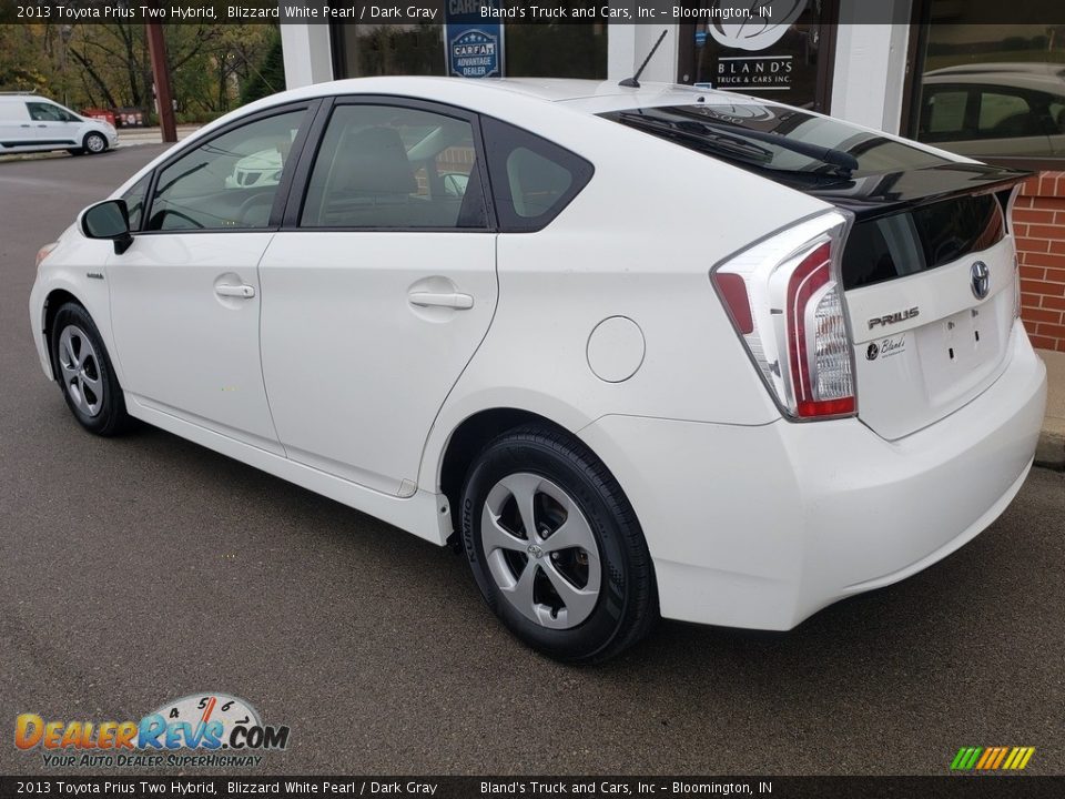 2013 Toyota Prius Two Hybrid Blizzard White Pearl / Dark Gray Photo #25