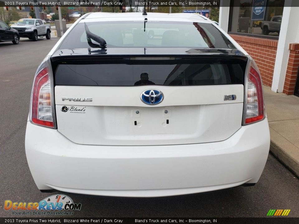 2013 Toyota Prius Two Hybrid Blizzard White Pearl / Dark Gray Photo #26