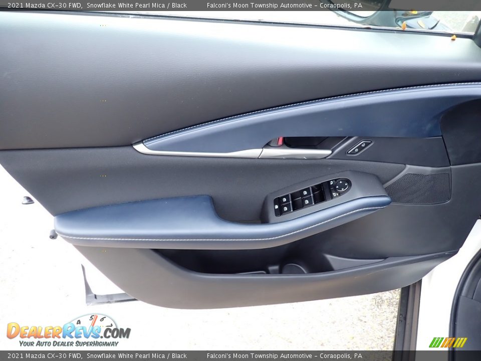 Door Panel of 2021 Mazda CX-30 FWD Photo #9