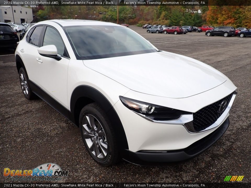 Front 3/4 View of 2021 Mazda CX-30 Preferred AWD Photo #3