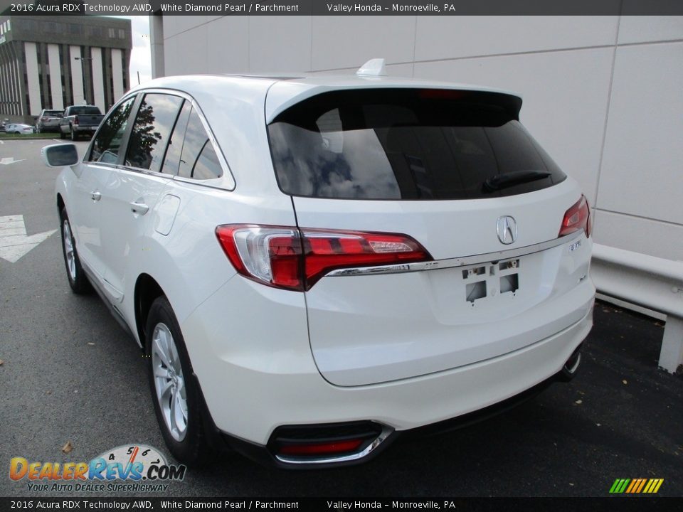 2016 Acura RDX Technology AWD White Diamond Pearl / Parchment Photo #3