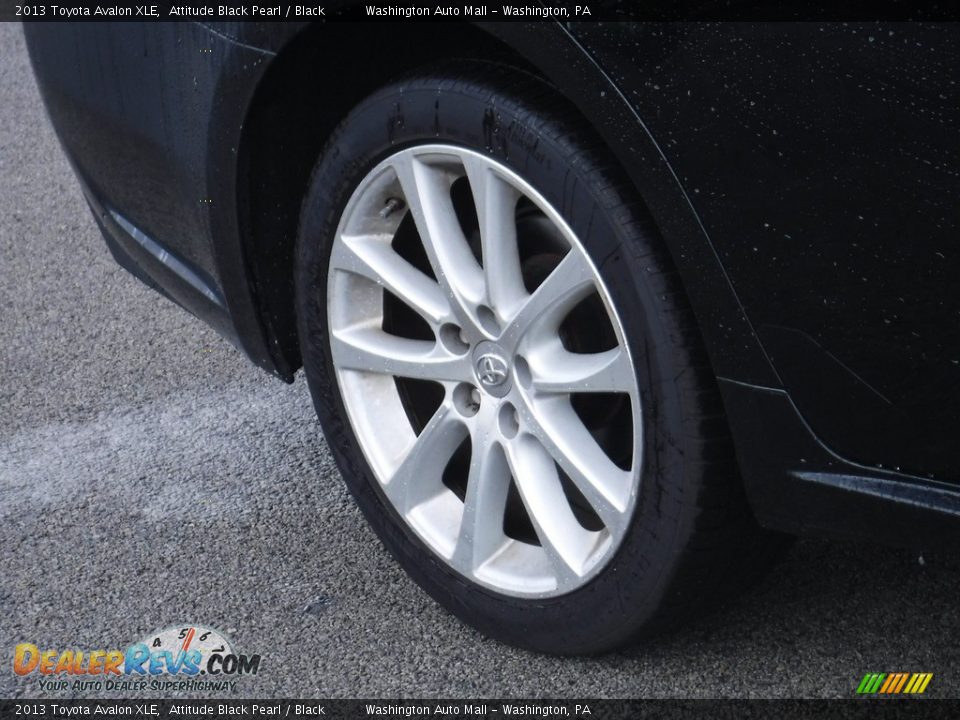 2013 Toyota Avalon XLE Attitude Black Pearl / Black Photo #8
