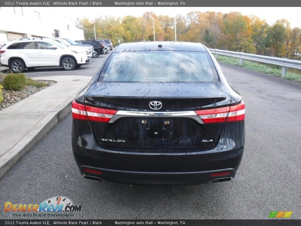 2013 Toyota Avalon XLE Attitude Black Pearl / Black Photo #14
