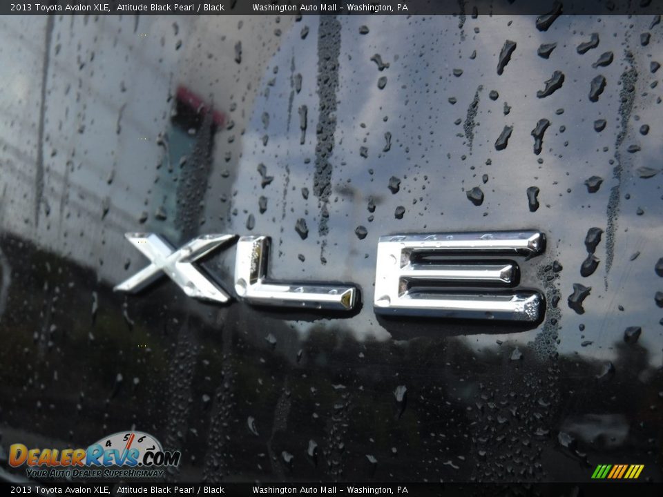 2013 Toyota Avalon XLE Attitude Black Pearl / Black Photo #16